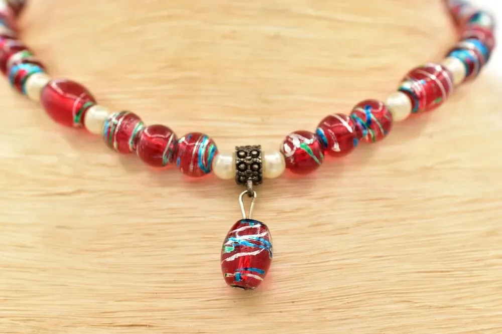 Vintage Collar Glass Beaded Necklace Red White Faux Pearl Metallic Foil BinBD
